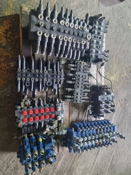 Distribuitoare jcb Stok