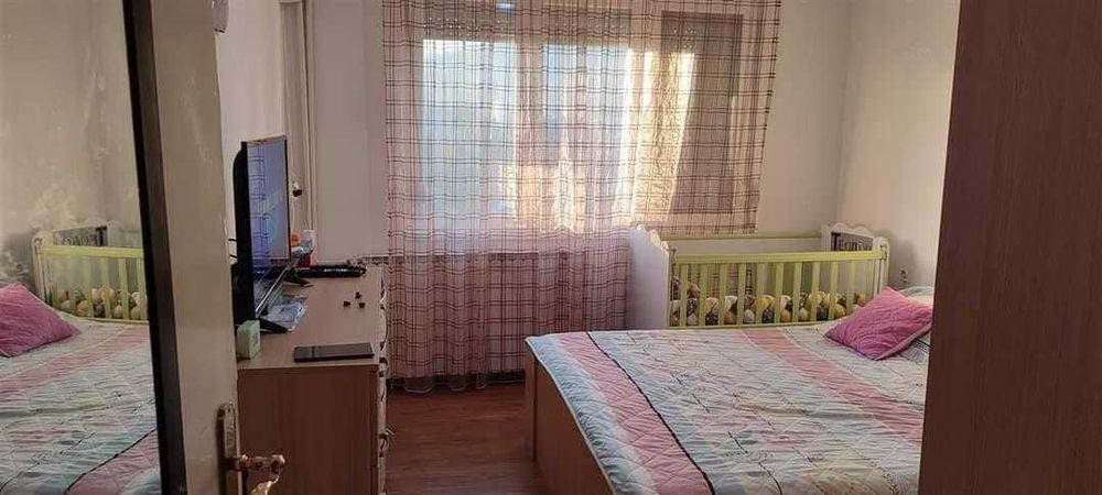 Двустаен имот в кв.Люлин 4