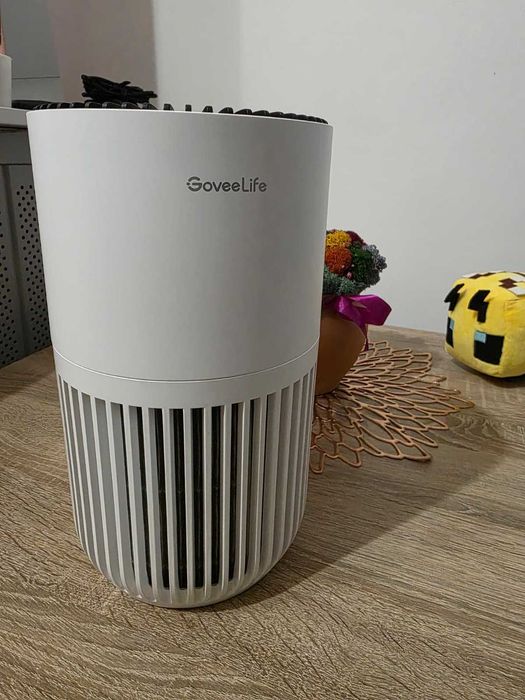 Purificator de aer mini de la Govee