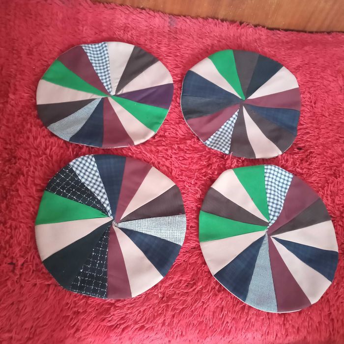 Декоративни коледни възглавнички ръчно изработени