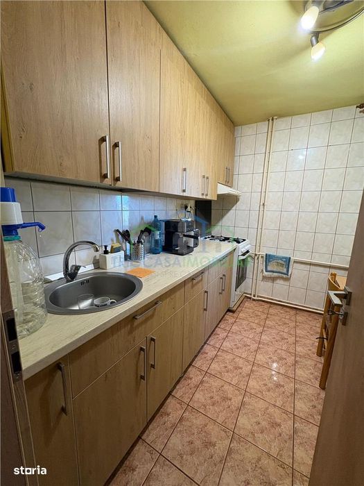 Apartament 4 camere zona McDonald''s