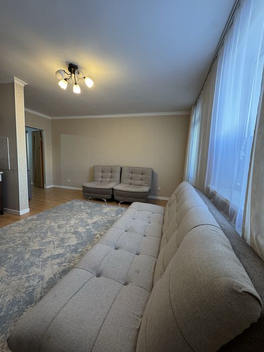 Продам 1-комнатную (кухня студия) 34м2