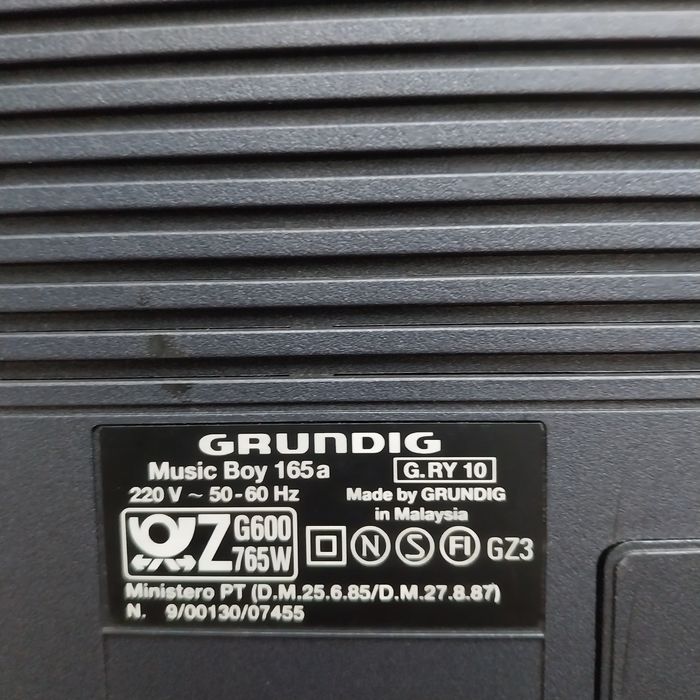 Aparat de radio Grundig Music  Boy 165a