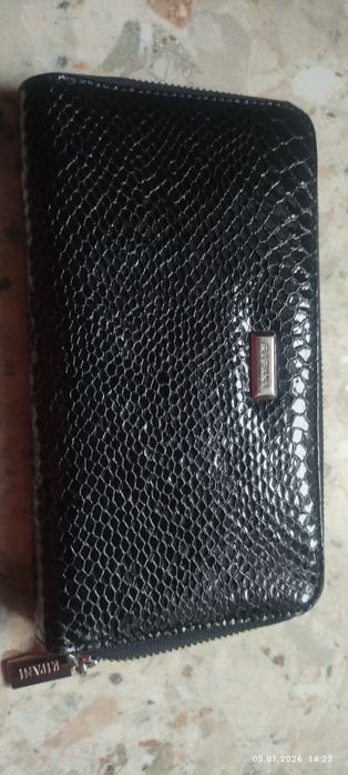 Портмоне кошелек.