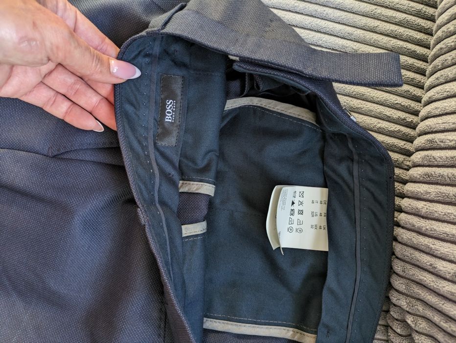 Костюм Boss оригинален