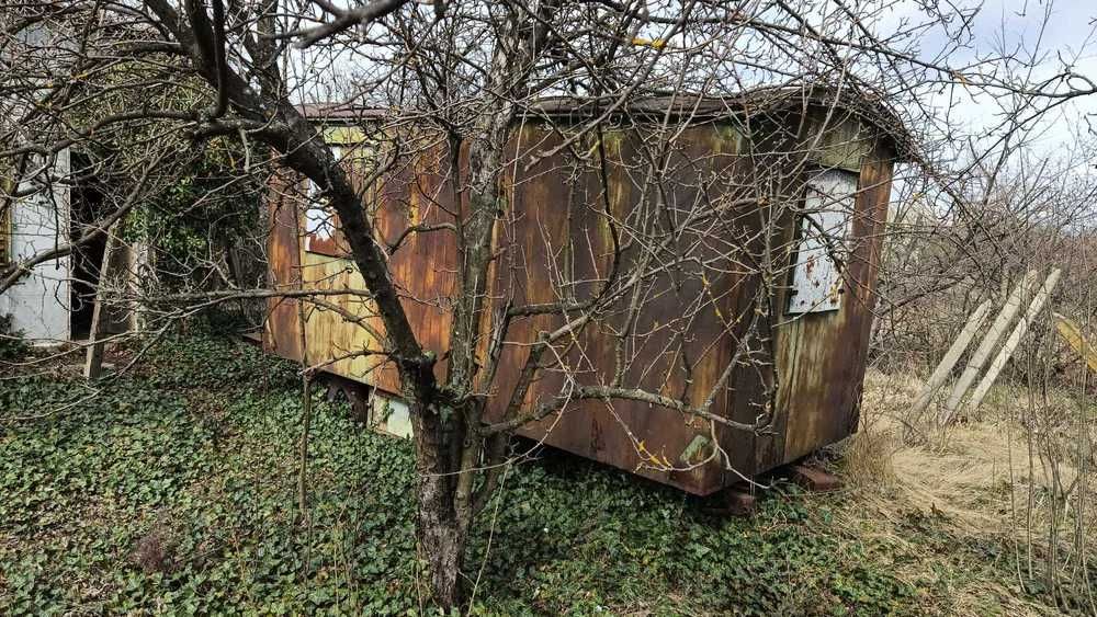 Парцел с бунгало в  гр. Монтана