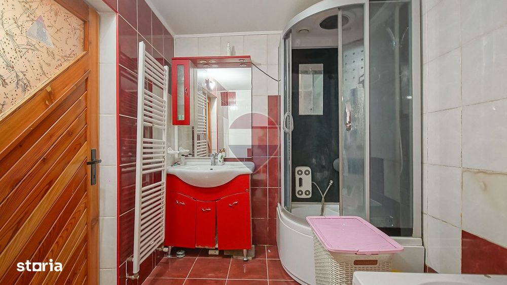 Comision 0 %! Casă de vânzare în Tărlungeni!