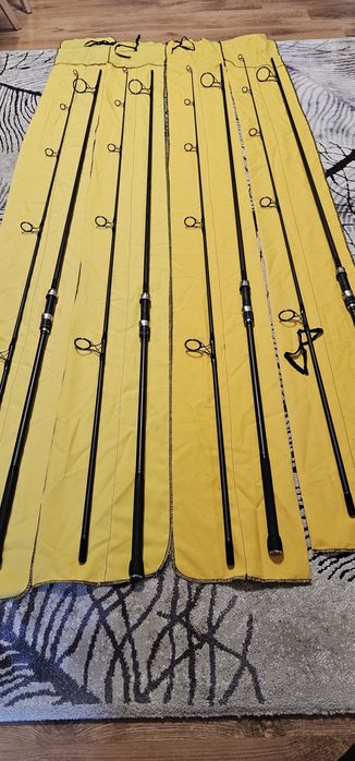 Vând 4 bete bananarods t45 12 ' 3,25lbs