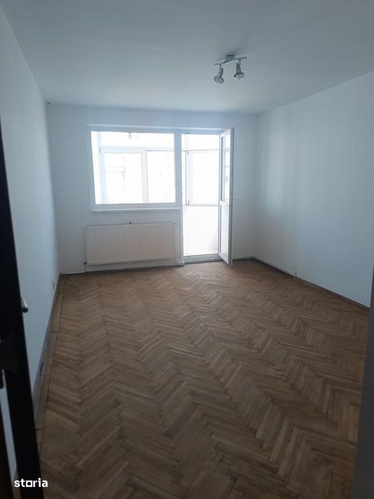 Apartament 3 cam dec Craiovita,zona Orizont 9/10 CT,apa separata lift