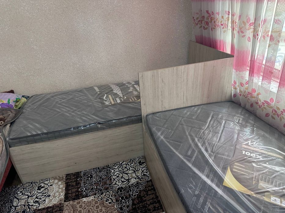 Новые кровати с матрасом