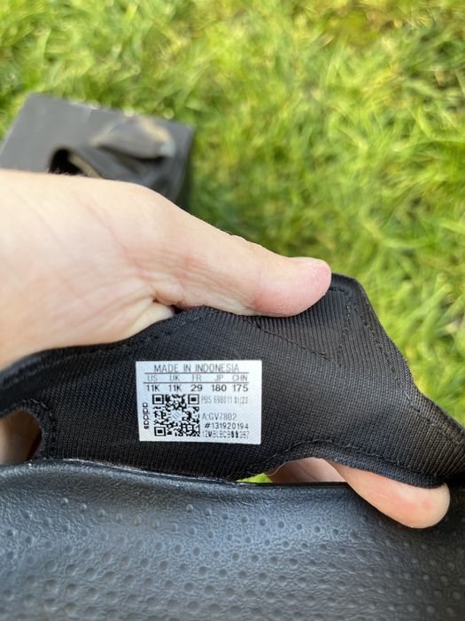 Оригинални сандали на Adidas