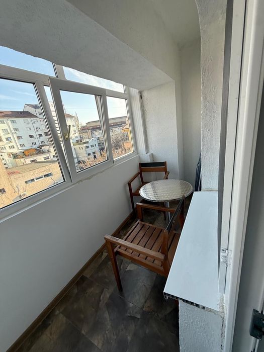 Inchiriez apartament 2 camere ultracentral Targoviste