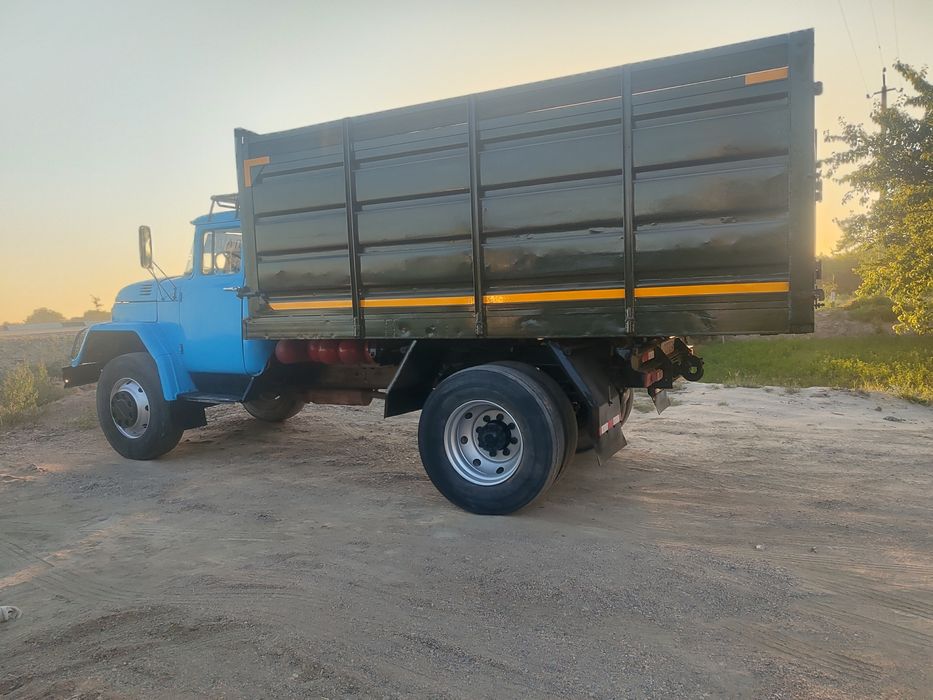 Zil MMZ 554 Samosval