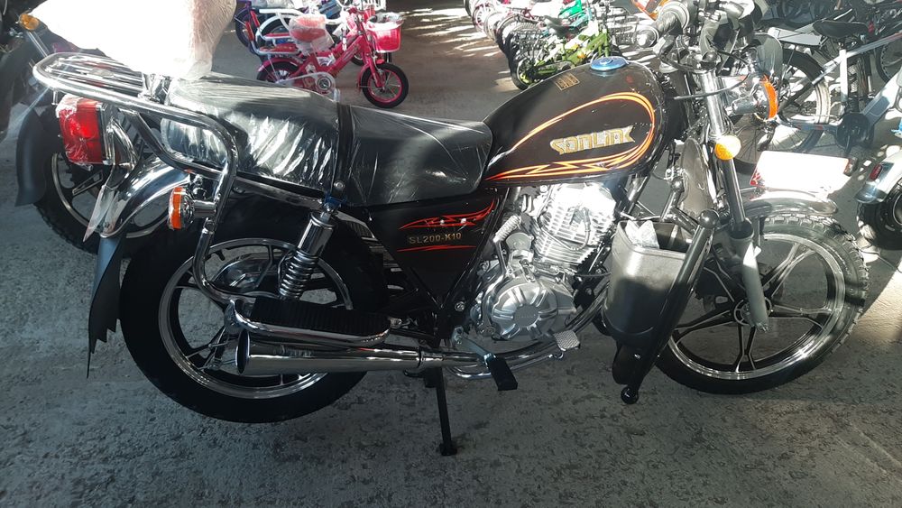 Мотоцикл 200 куб