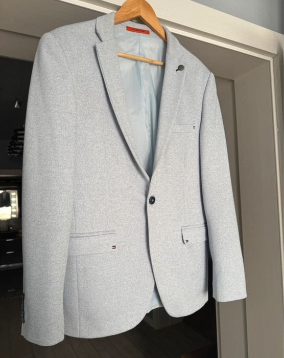 Sacou elegant marimea 50 slim fit
