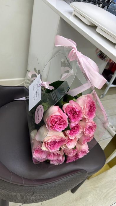 продам букеты свежие