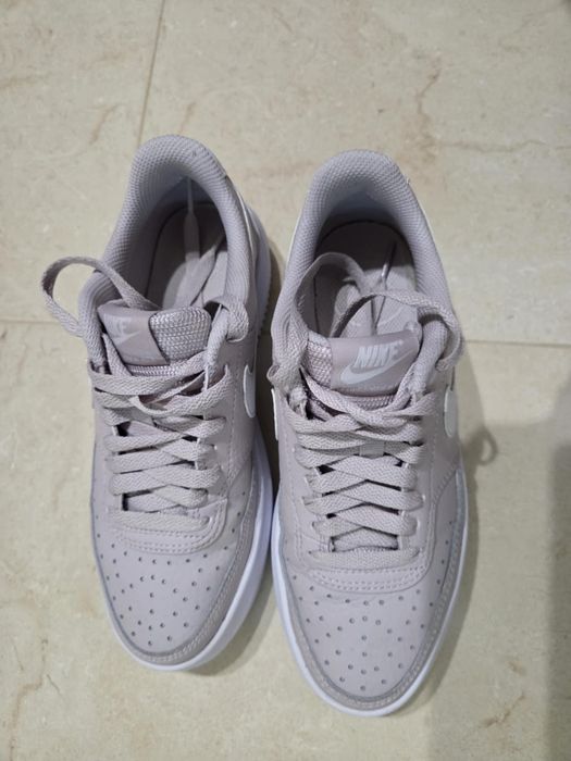 Кецове Nike Court Vision Alta Leather