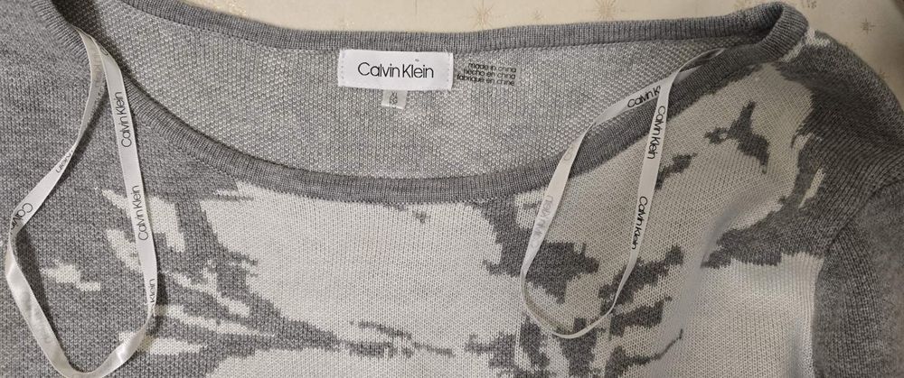 Дамска оригинална блузка.  Като нова.  Calvin Klein