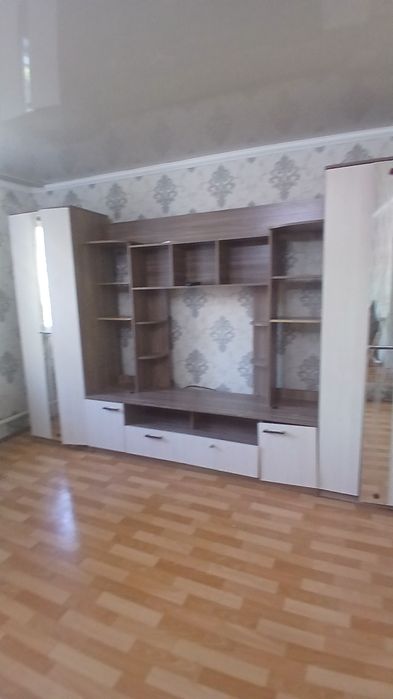 Отдам Бесплатно стенку б/у