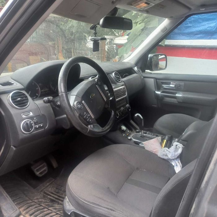 Land Rover Discovery 4