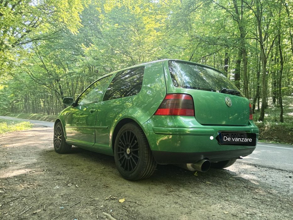 Vand sau schimb Golf 4 1.8t