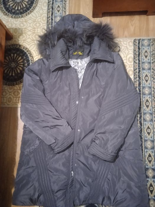 продаётся куртки тёплые дёшево