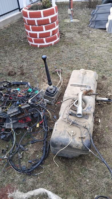 Vând ce se vede în poze