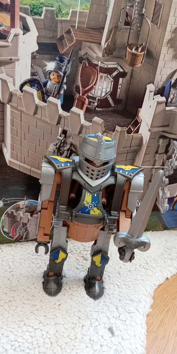 Замък Novelmore Playmobil с допълнителни