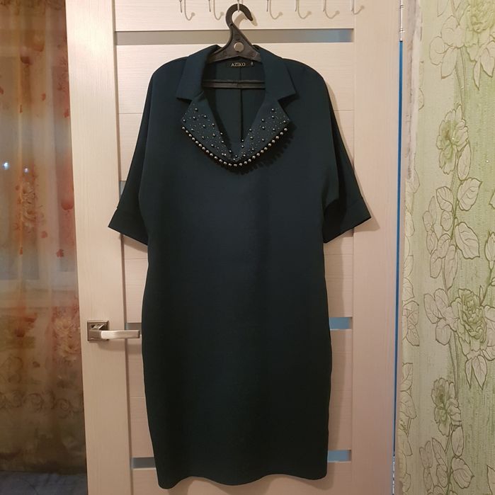 Продам платья размеры 52-54