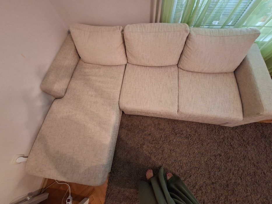 Разтегателен диван