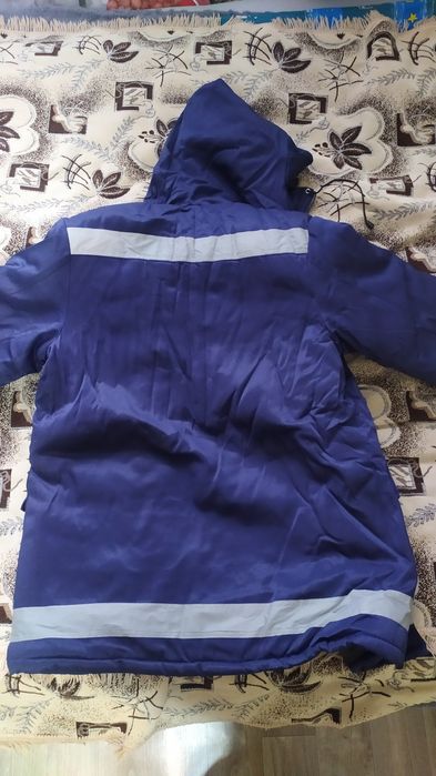 Куртка зимняя              .