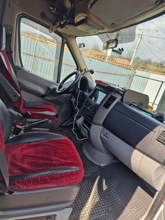 Mercedes Sprinter 8+1 interior Vip Accept unele variante