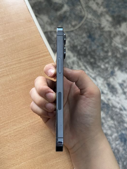 Продам 13 про айфон!!!