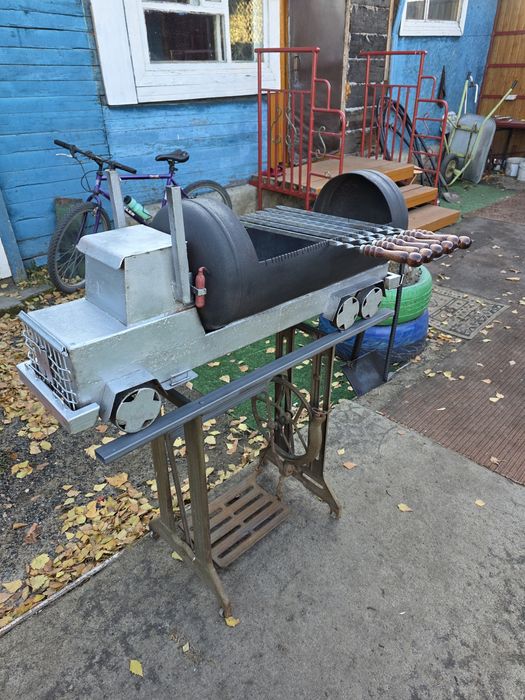 Продам дёшево мангал - грузовик.