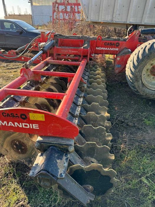 Lichidare Ferma Bovine Charolais Vaci Bio Utilaje Tractor Balotiera