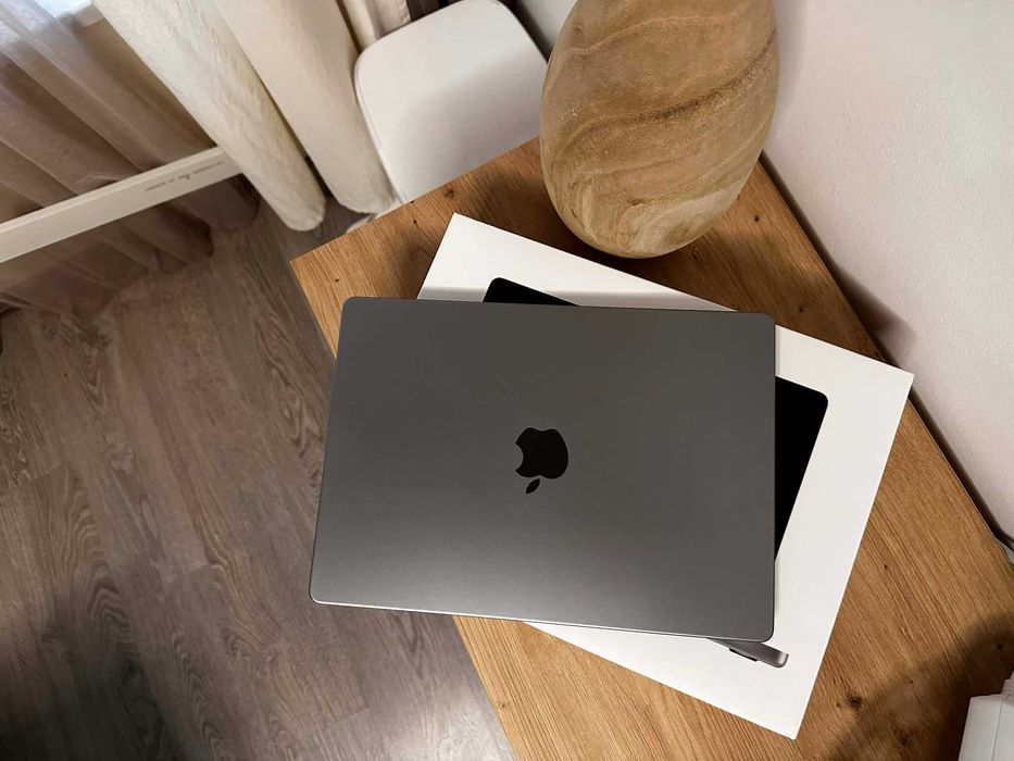 MacBook Pro 14" M2 PRO 12-Core CPU, 19-Core GPU, 16GB RAM, 1TB SSD