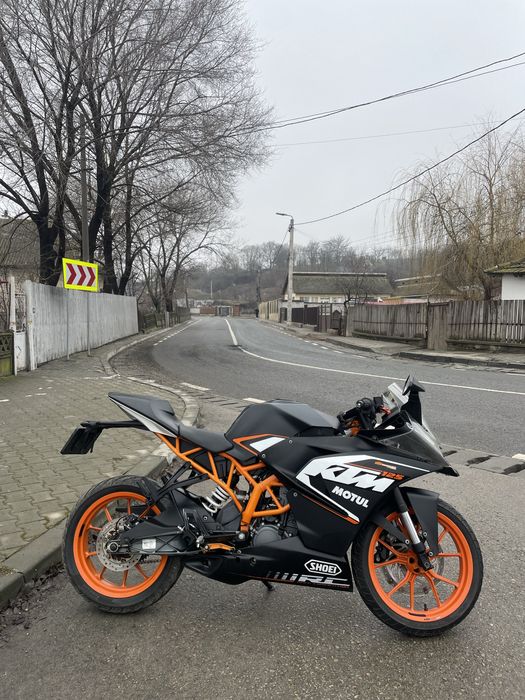 Motocicleta KTM RC 125 2015 ABS A1