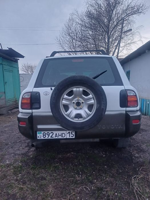 Продам toyota rav 4