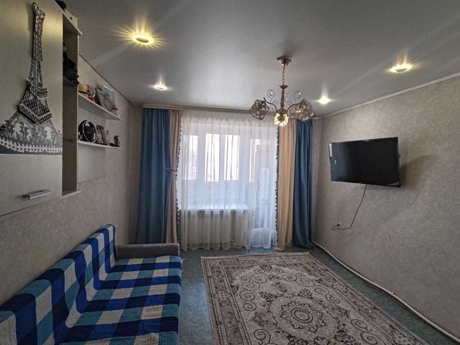 ,,, Продам 2-х комнатную в Пришахтинске