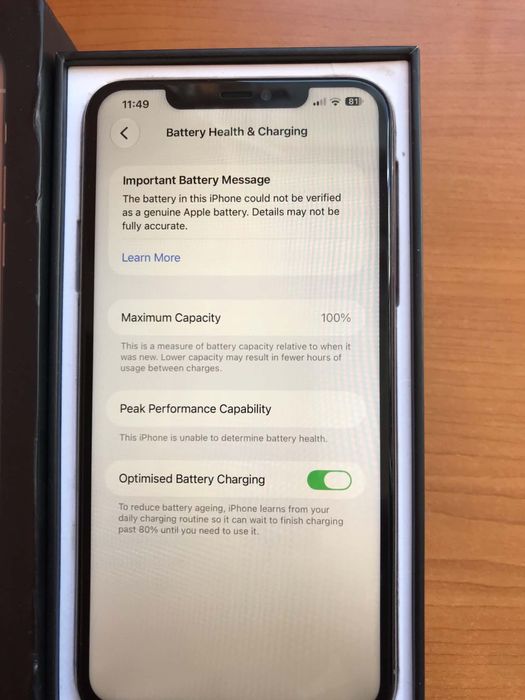 Iphone 11 Pro Max Gold 100% battery health