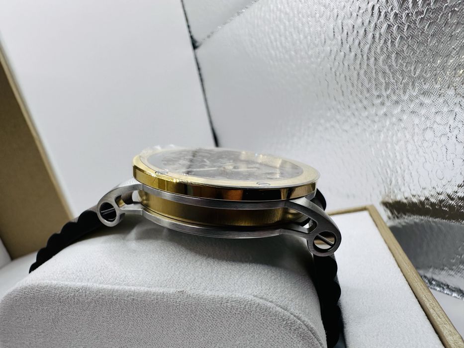 *Чисто Нов* Versace VEDX00219 Theros Automatic