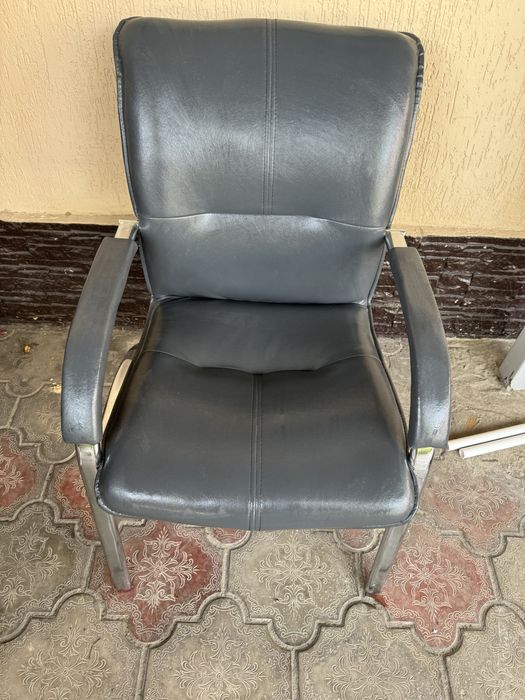 Продам офисный стульчик