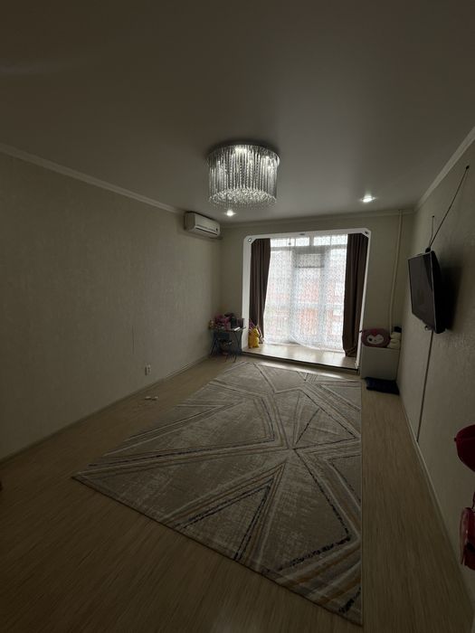 продам 3-ех комнатную квартиру