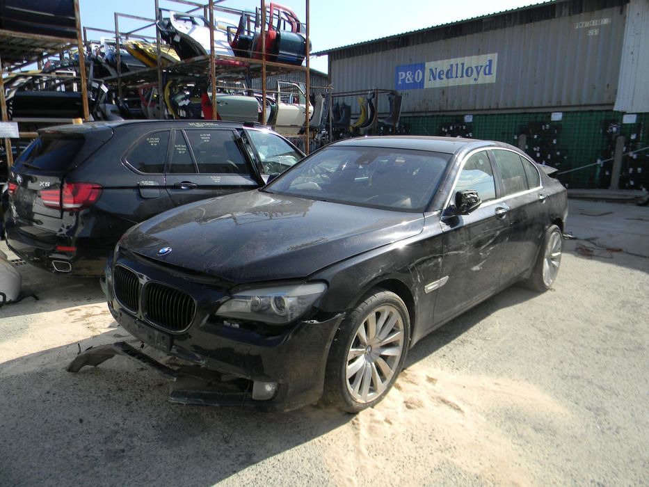 Dezmembrari  BMW 7 (F01, F02, F03, F04)  2008  > 2015 750 i Benzina