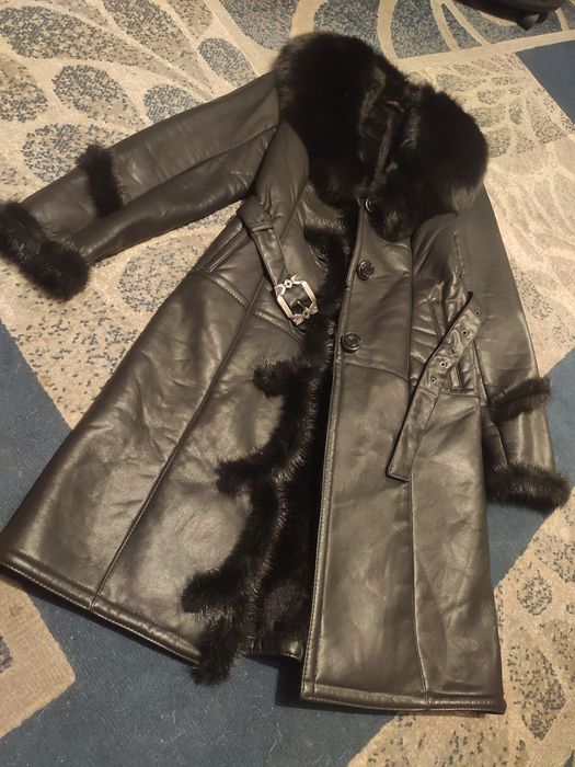 Пальто кожаное зимнее