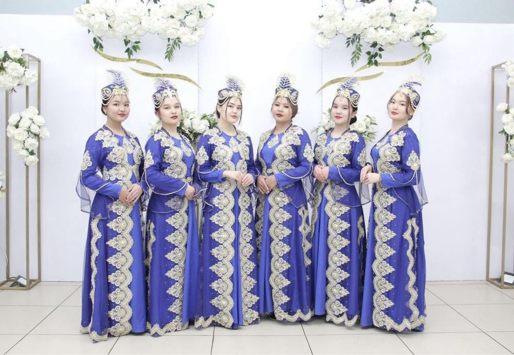 Продам танцевальные костюмы.