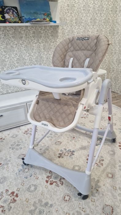 Продам столик для кормления
