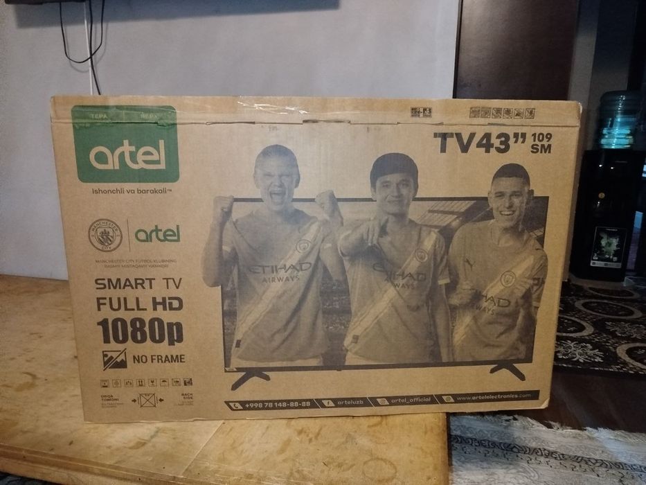 Televizor Smart Artel 43