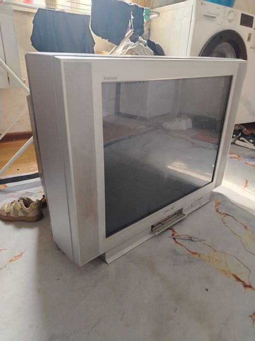 телевизор SONY...