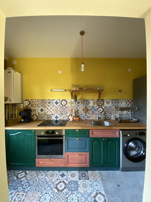 Дава се под наем Многостаен апартамент в Велико Търново, Варуша - 108 кв.м за 448.8 € - Снимка #1